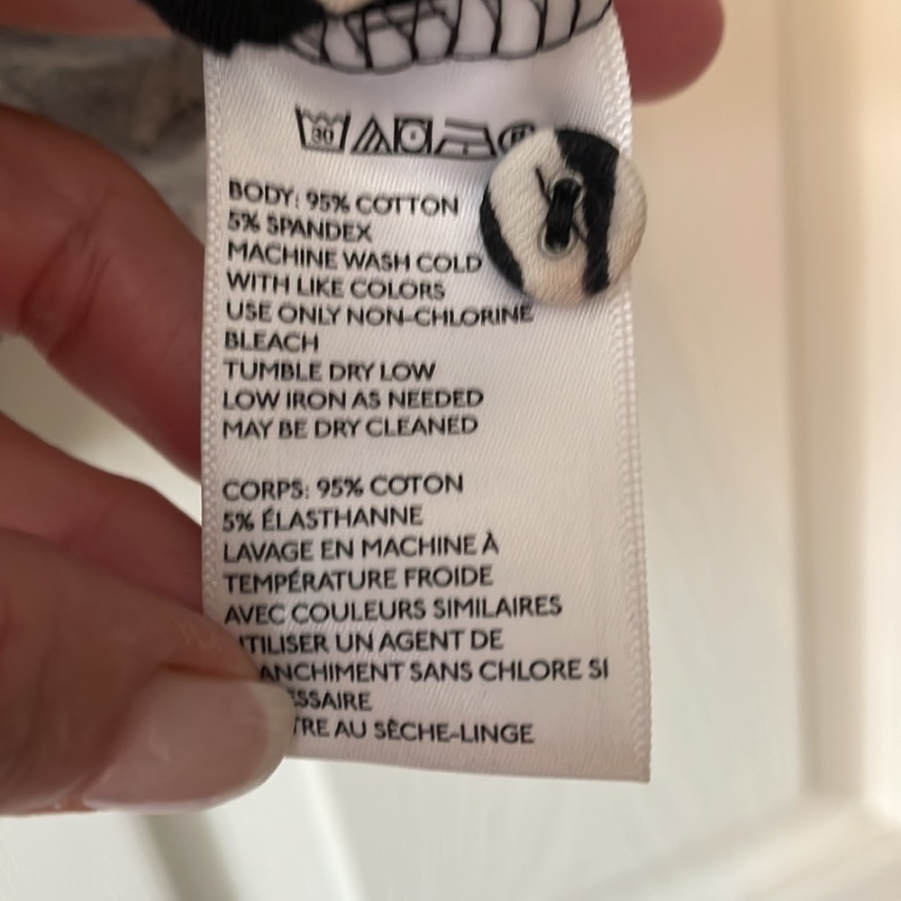 Kimchi Daisy print tank top EUC - Picture 6 of 6